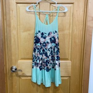 Green floral cross strappy back dress size S